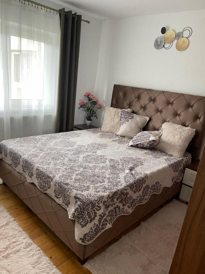 Апартаменти L&D Apartament Сібіу Екстер'єр фото